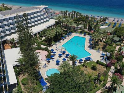 Blue Horizon Palm Beach & Bungalows Hotel