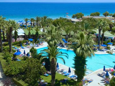 Blue Horizon Palm Beach & Bungalows Hotel