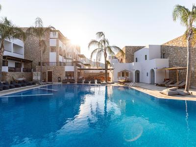 Costa Lindia Blue Star Resort & Spa