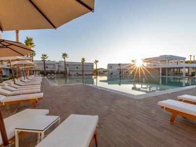White Dreams Resort