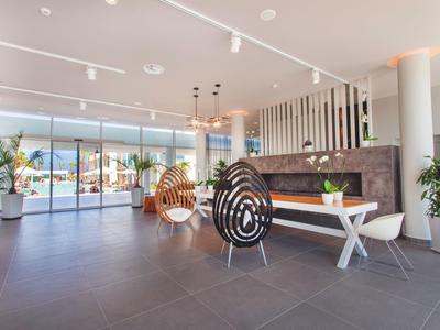 White Dreams Resort