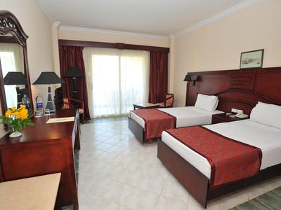 Brayka Bay Resort