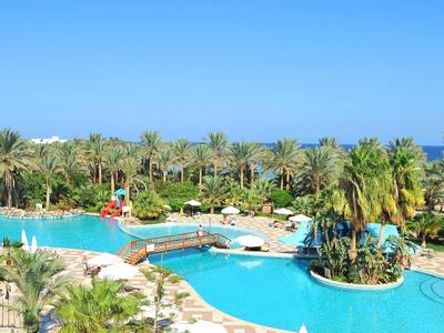 Brayka Bay Resort