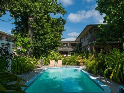 Le Repaire Boutique Hotel & Restaurant