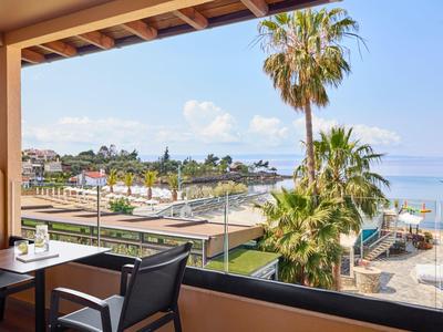 Anthemus Sea Beach Hotel & Spa