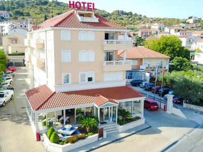 Hotel Trogir Palace