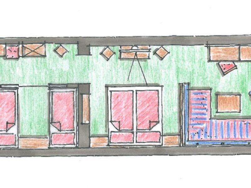 Grundriss eines langgestreckten Hauses mit vier Schlafzimmern, Bad, Wohnzimmer und Terrasse.