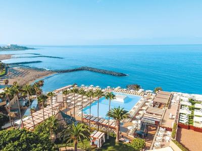 4 Tage Iberostar Waves Bouganville Playa + 7 Tage AIDAcosma