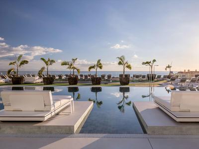 Royal Hideaway Corales Suites