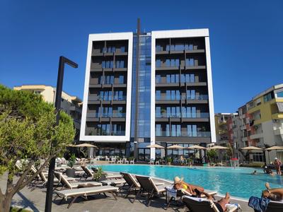Supreme Hotel