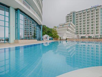 Berlin Golden Beach