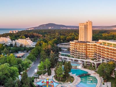 Flamingo Grand Hotel & Spa