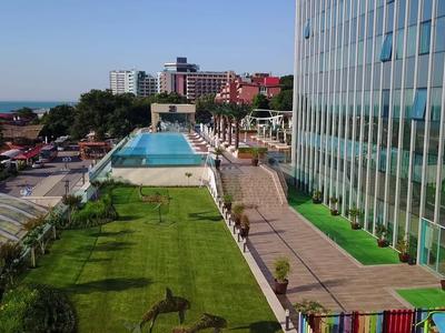 International Hotel Casino & Tower Suites