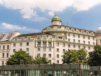 Austria Trend Hotel Ananas