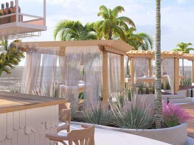 Moderní venkovní prostor s altány, palmami a posezením v dovolenkovém prostředí.