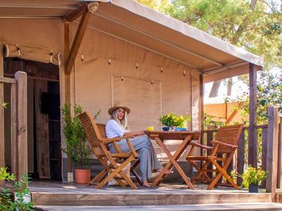 Zaton Holiday Resort- Glamping