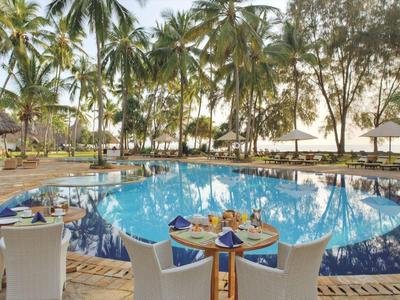 Bluebay Beach Resort & Spa